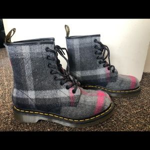 Dr. Martens Grey Pink Plaid Castel Boots Size 6 US